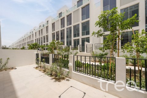 Al Barari, Dubai, UAE의 임대용 타운하우스 침실 4개, 459.22제곱미터 번호 733482 - 사진 1