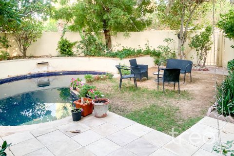 Villa à The Springs, Dubai, EAU: 3 chambres, 359.35 m2 № 755490