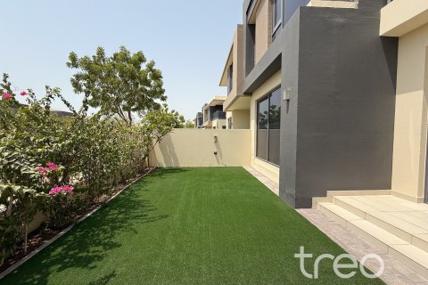 Townhouse di Dubai Hills Estate, UEA 4 kamar tidur, 221.76 m2 nomor 755492 - foto 2