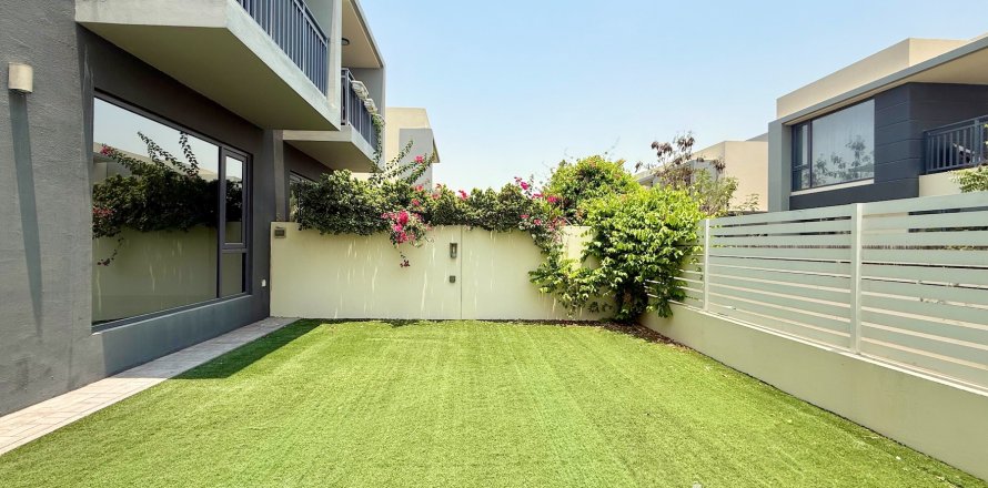 خانه شهری در Dubai Hills Estate، Dubai ، امارات متحده عربی 3 خوابه ، 206.99 متر مربع.  شماره 755493