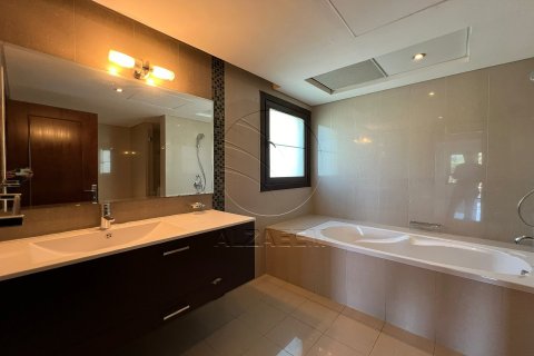 Vilă de vânzare în Al Salam Street, Abu Dhabi, EAU 5 dormitoare, 492 mp. №662928 - poză 14