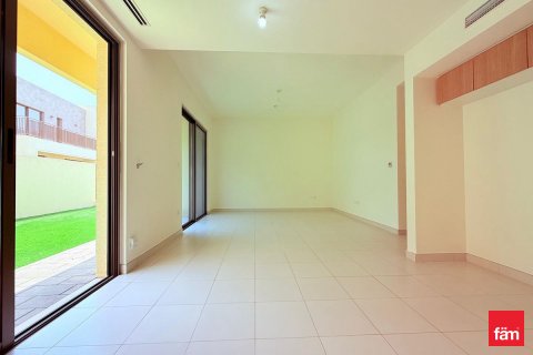 Řadový dům v Dubai, SAE 4 ložnice, 290.1 m² Č.: 629341 - fotografie 1