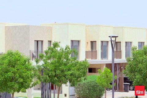 Řadový dům v Dubai, SAE 4 ložnice, 290.1 m² Č.: 629341 - fotografie 10