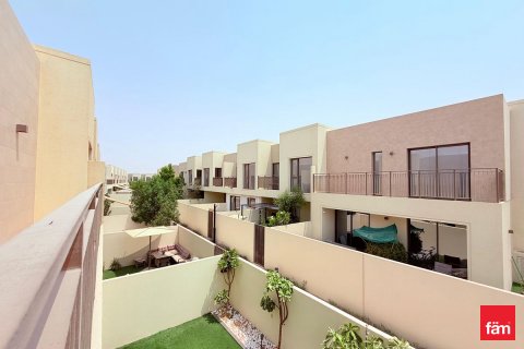 Řadový dům v Dubai, SAE 4 ložnice, 290.1 m² Č.: 629341 - fotografie 11
