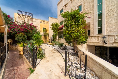 Al Manhal, Abu Dhabi, BAE’de satılık villa 7 yatak odası, 1412 m&sup2; No 696132 - fotoğraf 6