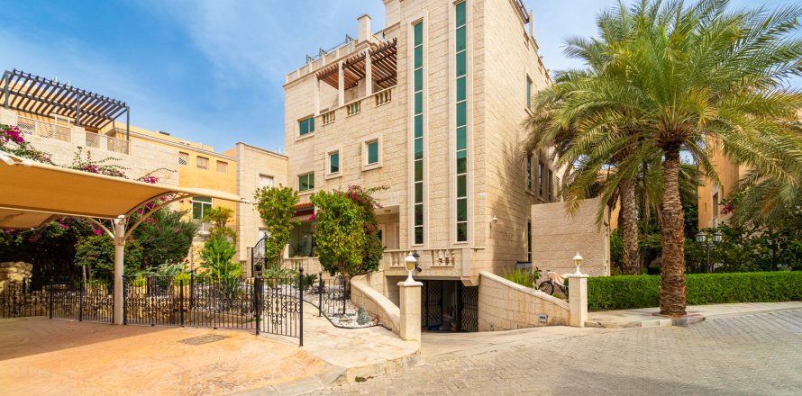 Al Manhal, Abu Dhabi, BAE’de villa 7 yatak odası, 1412 m&sup2; No 696132