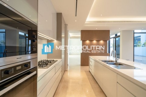 וילה למכירה ב Saadiyat Island, Abu Dhabi, איחוד האמירויות  4 חדרי שינה, 945.8 מ"ר, מספר 638100 - תמונה 6