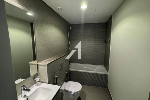 Villa in Dubai, UAE 3 bedrooms, 180 sq.m. № 647445 - photo 15