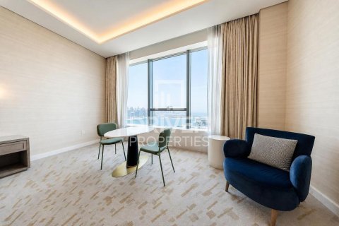Apartment til salg i Palm Jumeirah, Dubai, UAE 1 værelse, 55.83 kvm № 744592 - foto 8