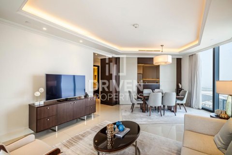 Apartamento para arrendamento em Downtown Dubai (Downtown Burj Dubai), Dubai, EAU 2 quartos, 146.79 m2 № 759594 - foto 3