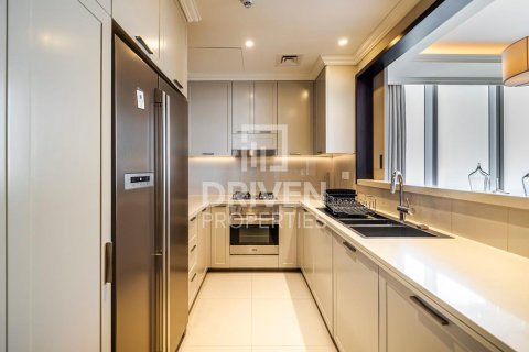 Apartamento para arrendamento em Downtown Dubai (Downtown Burj Dubai), Dubai, EAU 2 quartos, 146.79 m2 № 759594 - foto 10