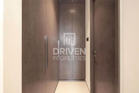 Appartamento in affitto a Downtown Dubai (Downtown Burj Dubai), Dubai, EAU 2 camere da letto, 103.22 mq. № 759597 - foto 15