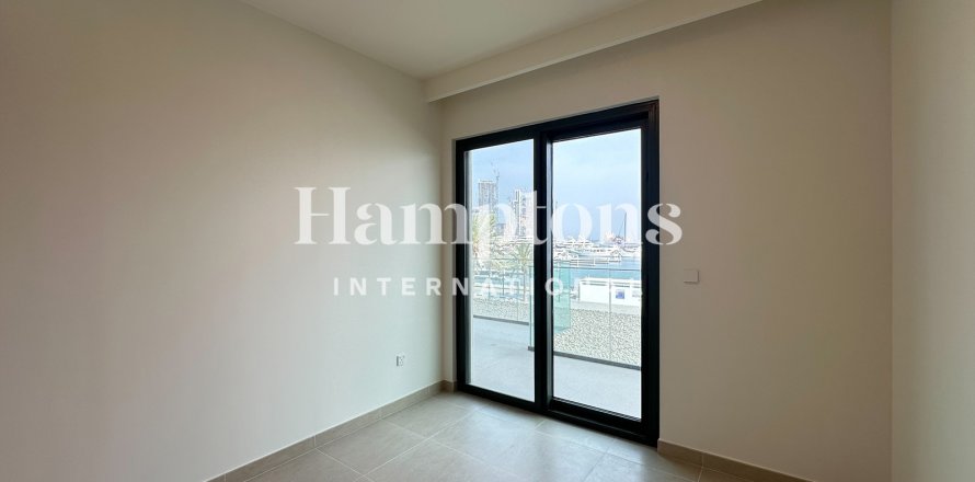 Appartamento a Mina Rashid, Dubai, EAU 3 camere da letto, 161.72 mq. № 707728