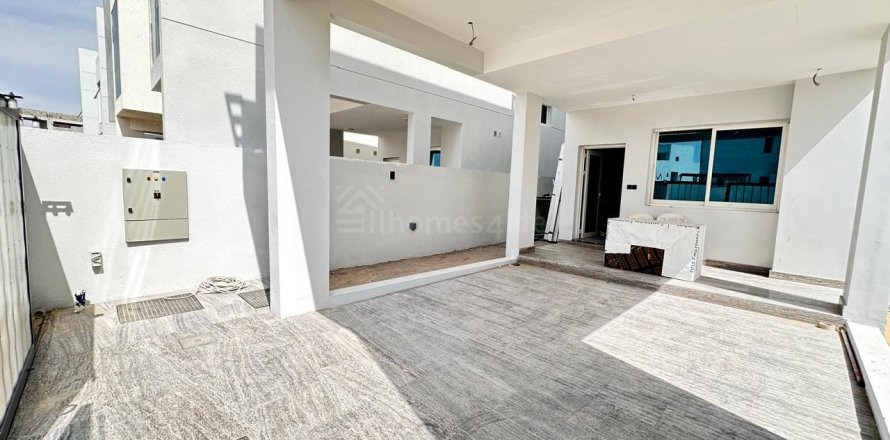 Таунхаус в DAMAC Hills (Akoya by DAMAC), Дубай, ОАЕ 3 спальні, 186м2 № 707516