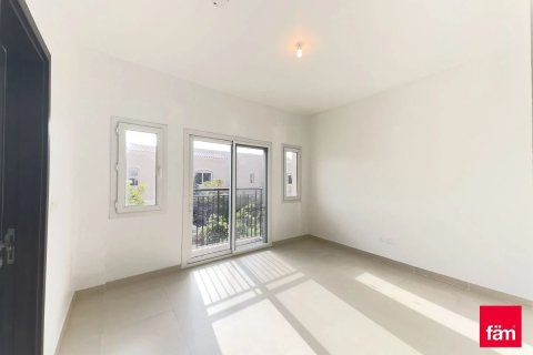 Casa urbana para arrendamento em Dubai, EAU 3 quartos, 187.4 m2 № 668853 - foto 3
