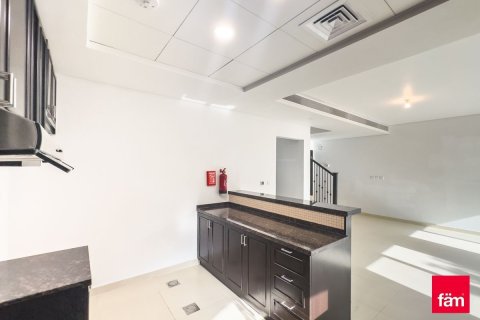Casa urbana para arrendamento em Dubai, EAU 3 quartos, 187.4 m2 № 668853 - foto 16