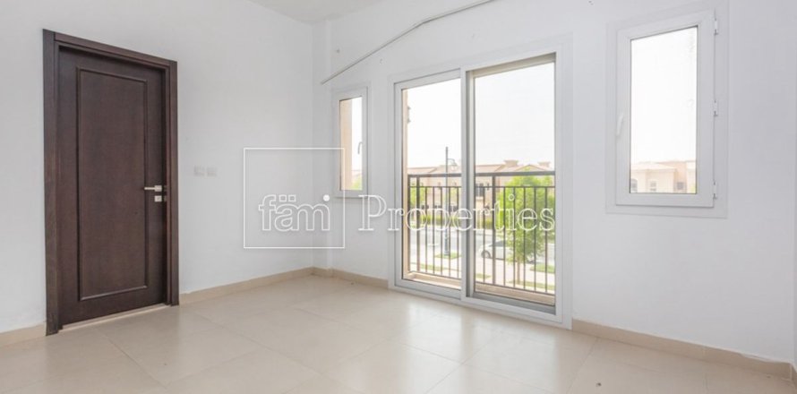 Casa urbana em Dubai, EAU 3 quartos, 187.4 m2 № 668853