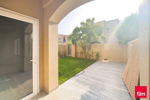 Casa urbana para arrendamento em Dubai, EAU 3 quartos, 187.4 m2 № 668853 - foto 12