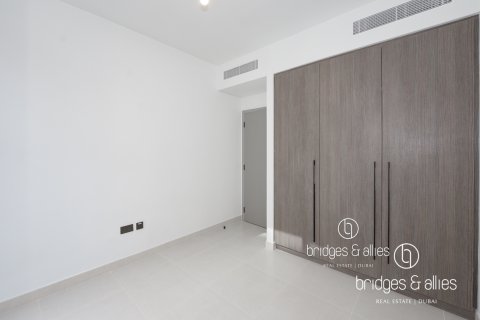 Vilă de închiriat în Tilal Al Ghaf, Dubai, EAU 4 dormitoare, 222 mp.  №685658 - poză 12