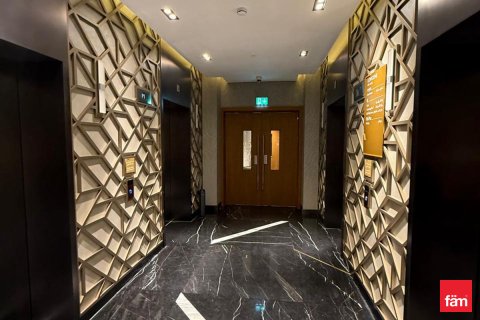 Apartment til salg i Business Bay, Dubai, UAE 2 soveværelser, 75.5 kvm № 679862 - foto 9