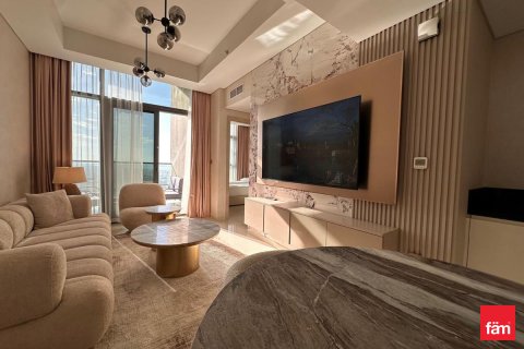 Apartment til salg i Business Bay, Dubai, UAE 2 soveværelser, 75.5 kvm № 679862 - foto 1