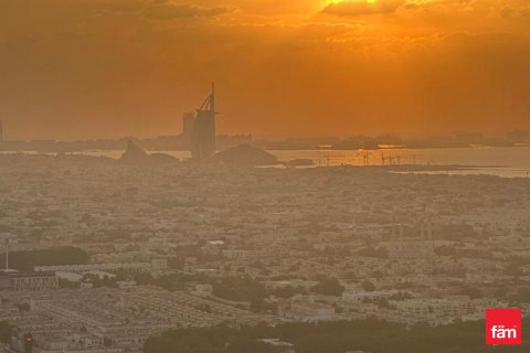 Apartment til salg i Business Bay, Dubai, UAE 2 soveværelser, 75.5 kvm № 679862 - foto 11