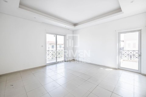 Villa til salg i Living Legends, Dubai, UAE 6 soveværelser, 756.04 kvm № 742842 - foto 13