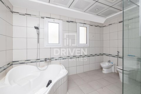 Villa til salg i Living Legends, Dubai, UAE 6 soveværelser, 756.04 kvm № 742842 - foto 16