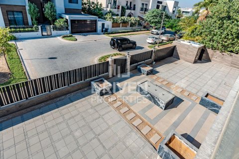 Villa sa Dubai Hills Estate, UAE 5 silid-tulugan, 642 sq.m. № 683656 - larawan 24