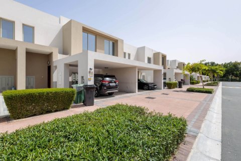 Villa in Arabian Ranches 2, Dubai, UAE 3 bedrooms, 180 sq.m. № 718111 - photo 15