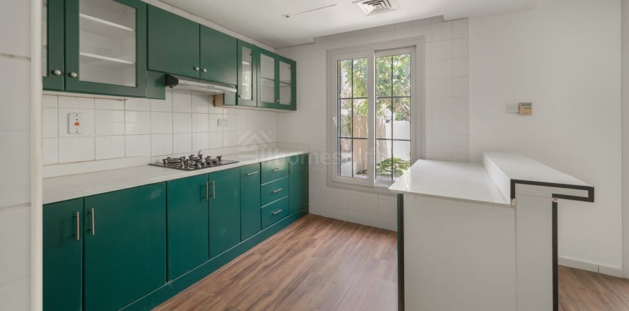 Māja The Springs, Dubaijā, AAE 2 istabas, 173 m2 Nr. 718112