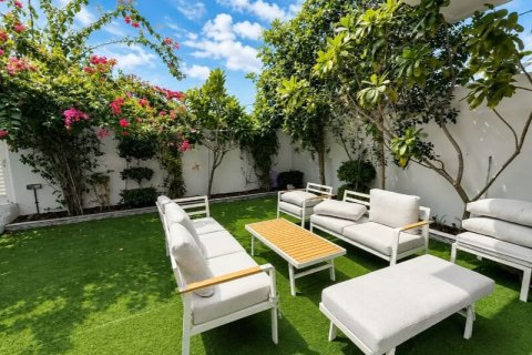 Kuća u nizu u Mudon, Dubai, UAE 3 spavaćih soba, 187 m2 Br. 718110 - fotografija 3