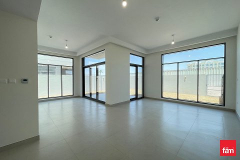 Вилла Дубай, БАӘ-да 3 жатын бөлмелер, 272.8 м² № 644776 - фото 1