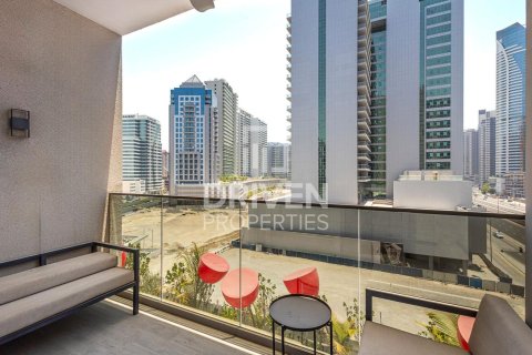Apartmen di Business Bay, Dubai, UAE 2 bilik tidur, 96.99 meter persegi № 746722