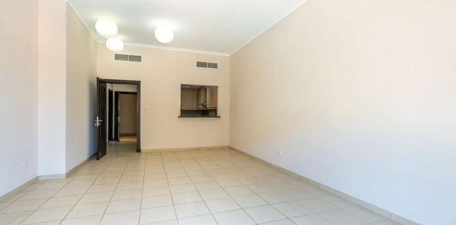 דירה ב Dubai, איחוד האמירויות 2 חדרי שינה, 143.4 מ"ר מספר 685993