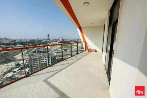 Lägenhet till försäljning i Al Jaddaf, Dubai, UAE 3 sovrum, 132.7 kvm Nr. 685994 - fotografi 13