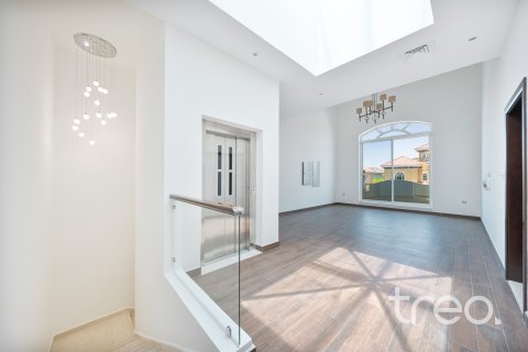 The Villa、Dubai、UAE にあるヴィラの賃貸物件 5ベッドルーム、650.32 m2、No739296 - 写真 4