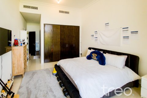 Üürile anda villa asukohaga DAMAC Hills (Akoya by DAMAC), Dubai, AÜE: 5 magamistoaga, 640.01 m² Nr 739297 - pilt 16