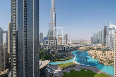 דירה ב Downtown Dubai (Downtown Burj Dubai), Dubai, איחוד האמירויות 2 חדרי שינה, 152.27 מ