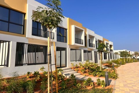 Kaupunkipientalo Ras Al Khaimah, Arabiemiraatit 3 makuuhuonetta, 237 m2 № 735227 - kuva 16