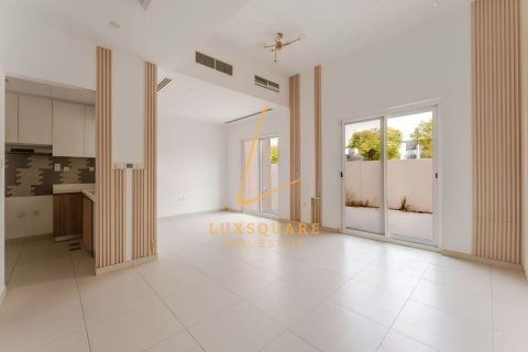 Вилла Dubai Land, Дубай, БАӘ-да 3 жатын бөлмелер, 161 м² № 763386 - фото 4
