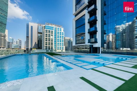 Huoneisto Business Bay, Dubai, Arabiemiraatit 3 makuuhuonetta, 142.9 m2 № 696790 - kuva 23