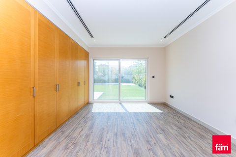 Вилла Дубай, БАӘ-да 4 жатын бөлмелер, 709.5 м² № 696789 - фото 11