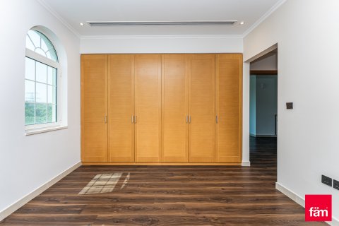 Вилла Дубай, БАӘ-да 4 жатын бөлмелер, 709.5 м² № 696789 - фото 18