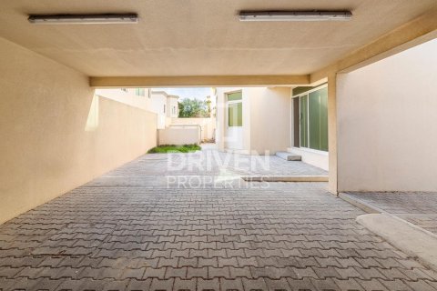 Villa til leie i Jumeirah, Dubai, Emiratene 4 soverom, 1862 kvm Nr. 654800 - Foto 26