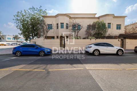 Villa til leie i Jumeirah, Dubai, Emiratene 4 soverom, 1862 kvm Nr. 654800 - Foto 30