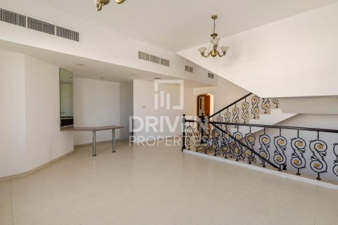 Villa til leie i Jumeirah, Dubai, Emiratene 4 soverom, 1862 kvm Nr. 654800 - Foto 11