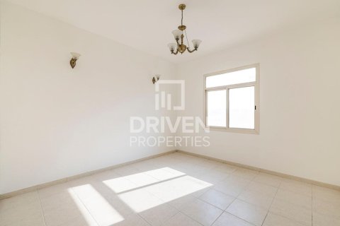 Villa til leie i Jumeirah, Dubai, Emiratene 4 soverom, 1862 kvm Nr. 654800 - Foto 14