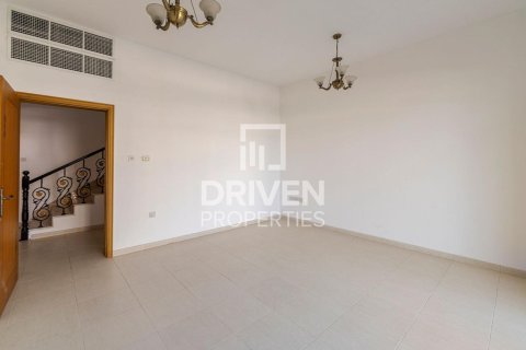 Villa til leie i Jumeirah, Dubai, Emiratene 4 soverom, 1862 kvm Nr. 654800 - Foto 10