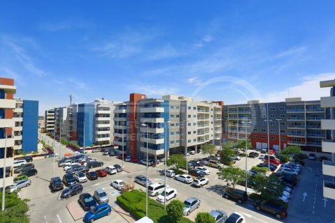 Appartement te koop in Al Reef, Abu Dhabi, VAE 3 slaapkamers, 197 vr.m., nr 731095 - foto 15